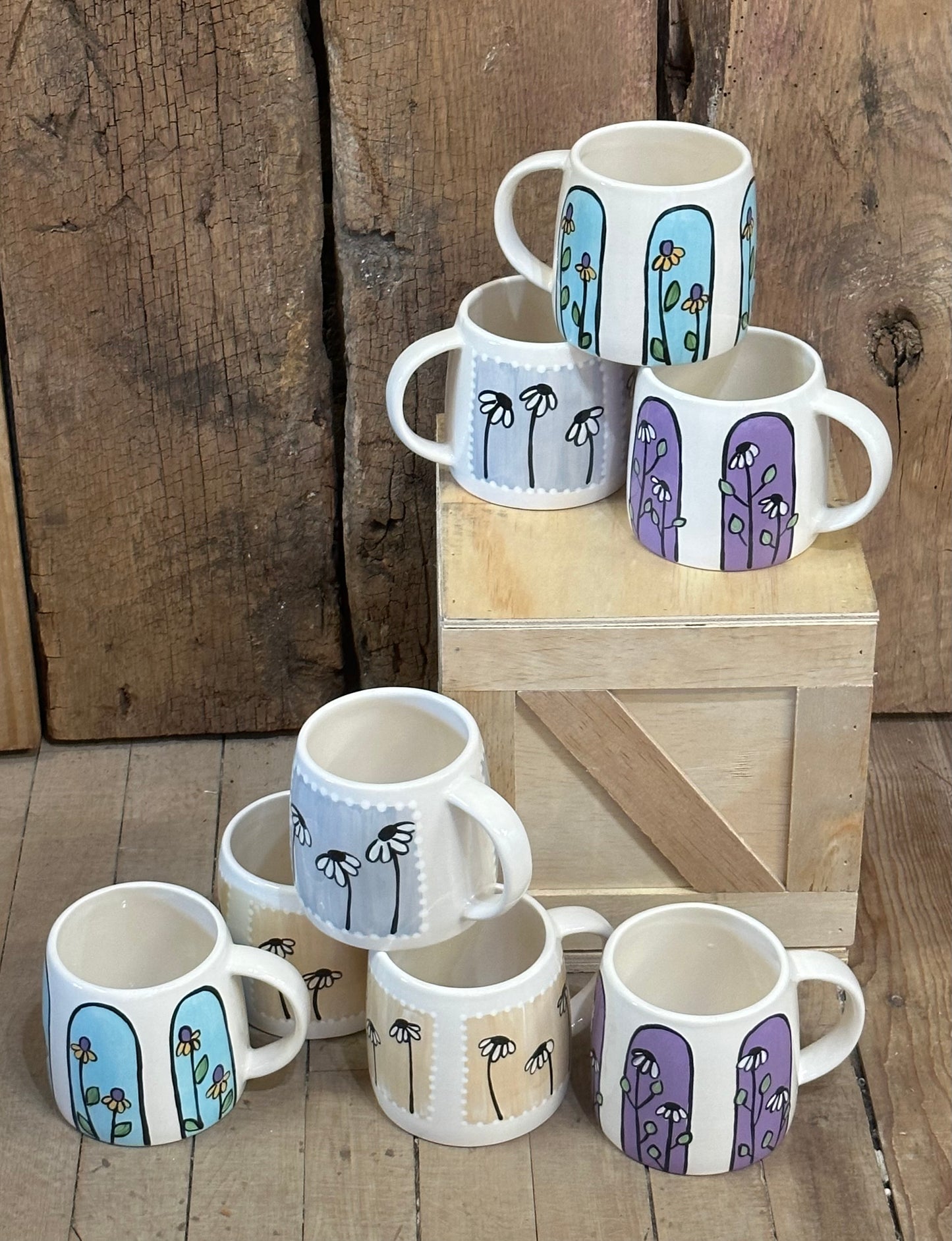 Lindsay Gray Daisy Mug