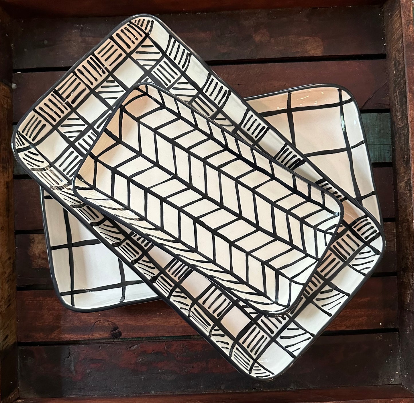 Large Cottage Black and White Grid Patterned Platter