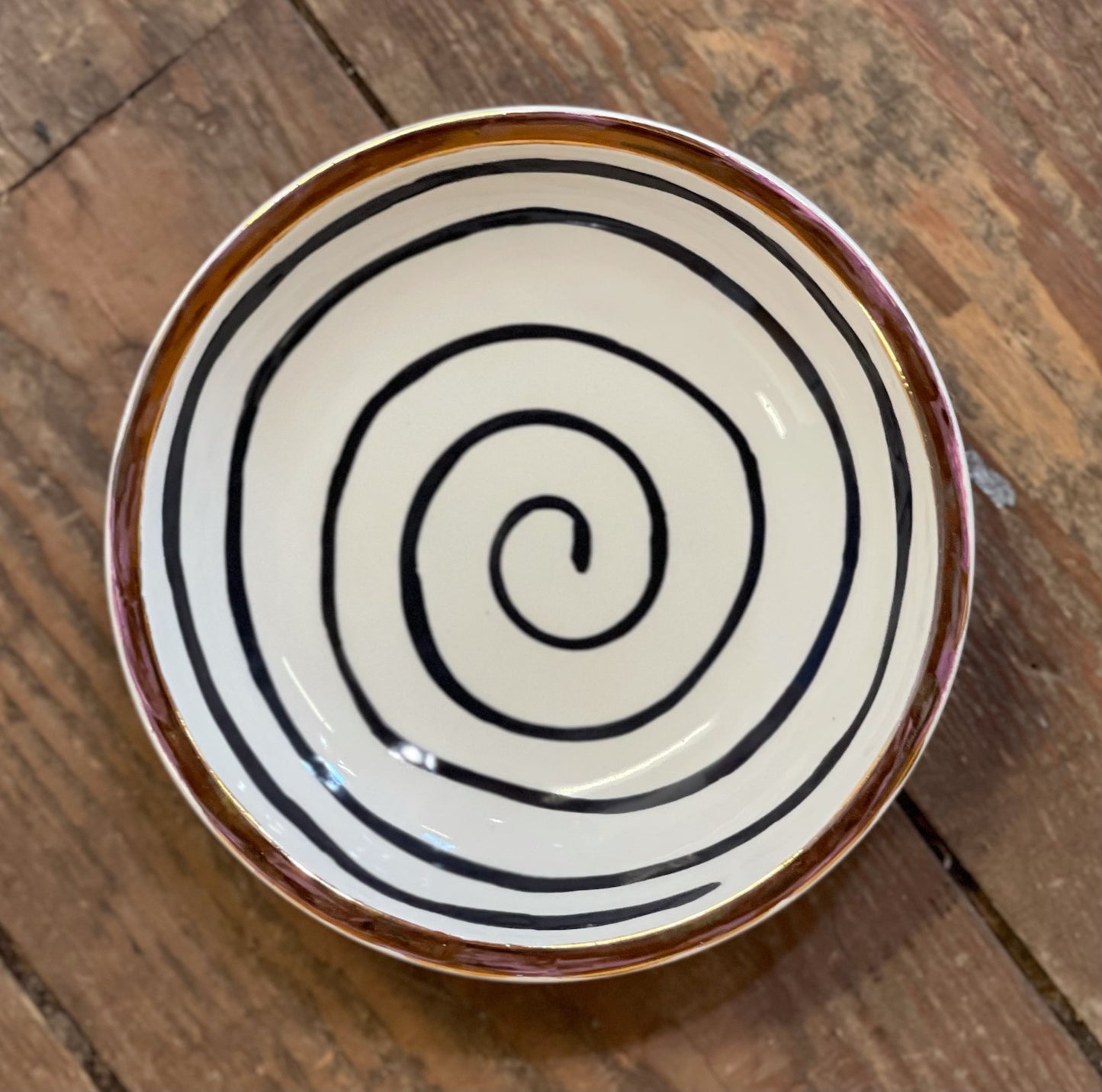 The Perfect Dish with Gold Rim