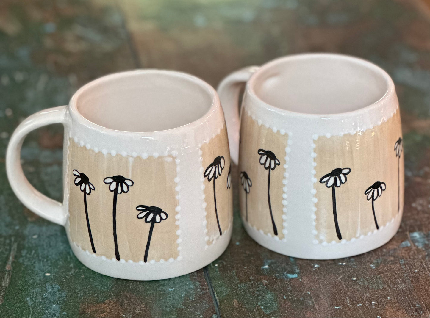 Lindsay Tan Daisy Mug