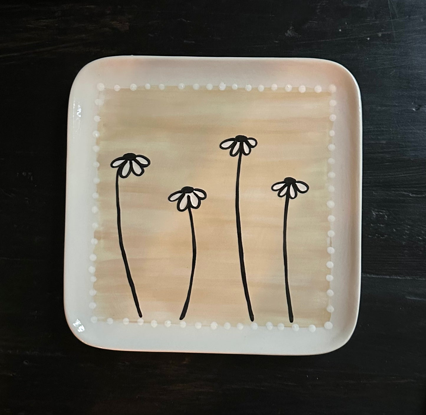 Tan square Daisy Squircle Platter Medium