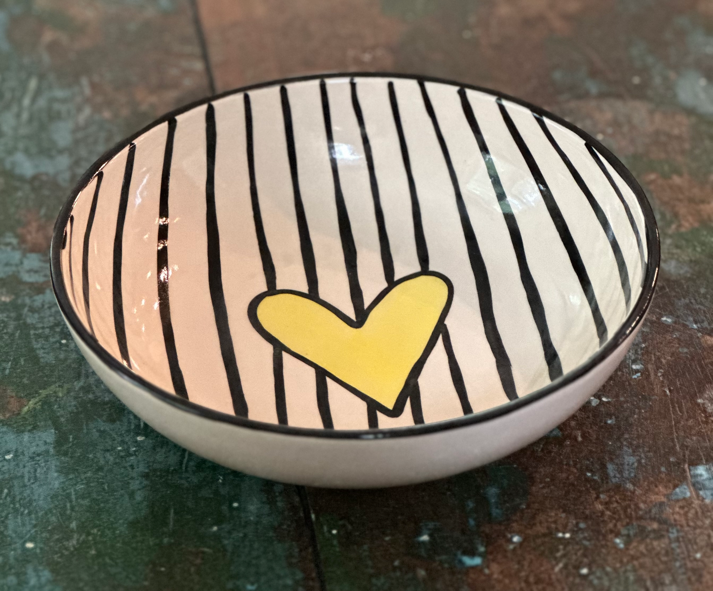 Coupe Bowl Yellow Heart