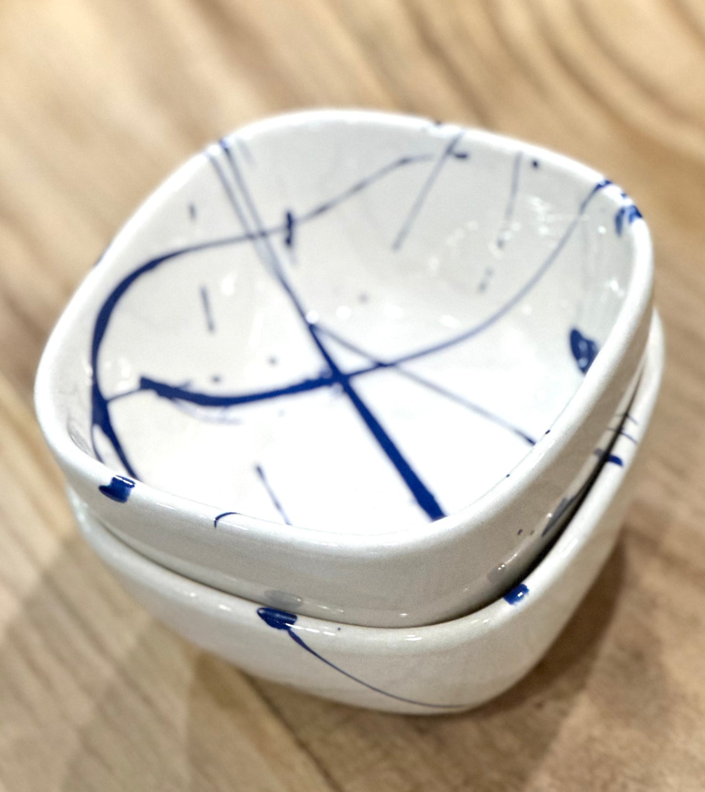 Blue and white square bowl with round corners