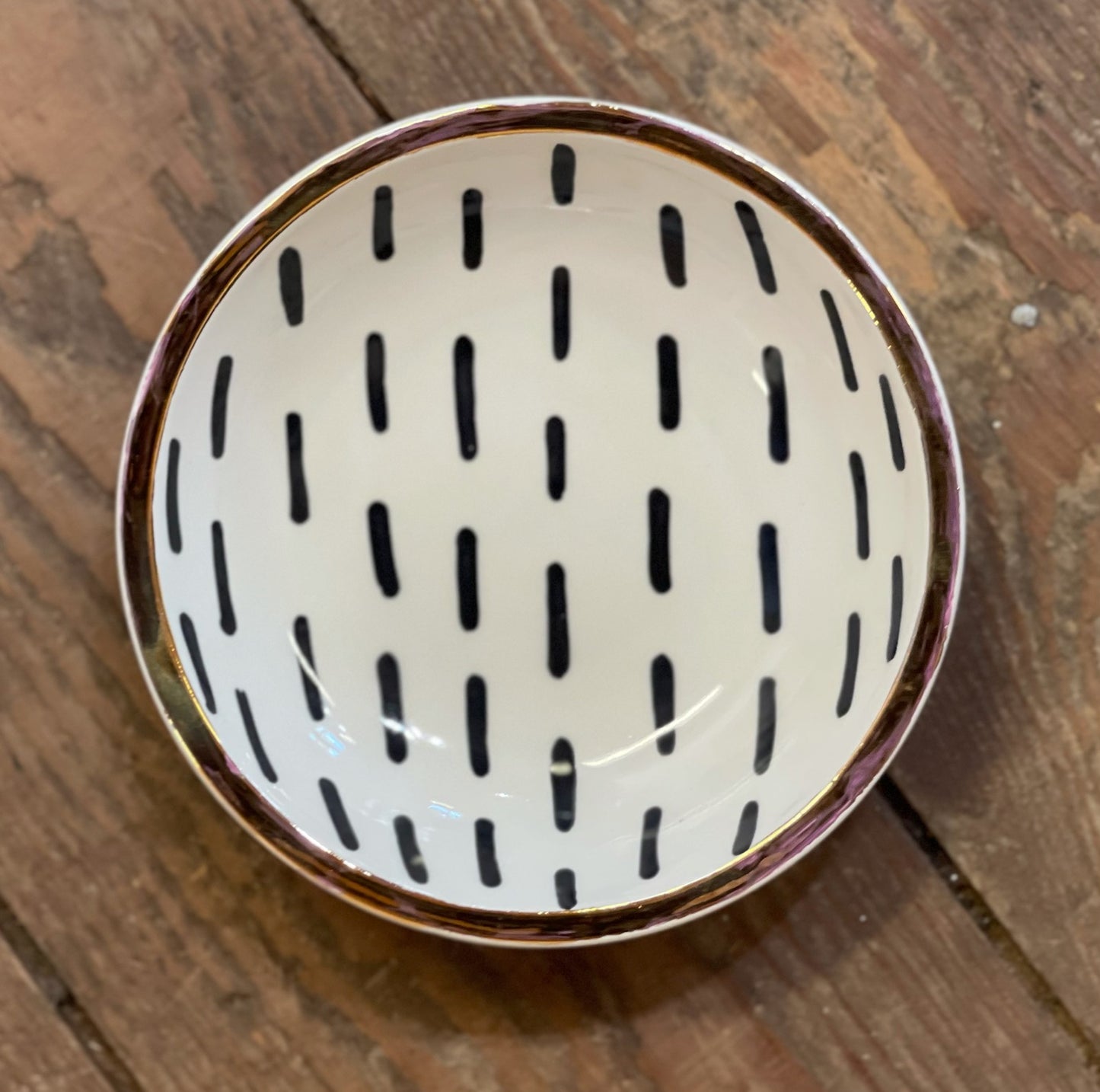 The Perfect Dish with Gold Rim